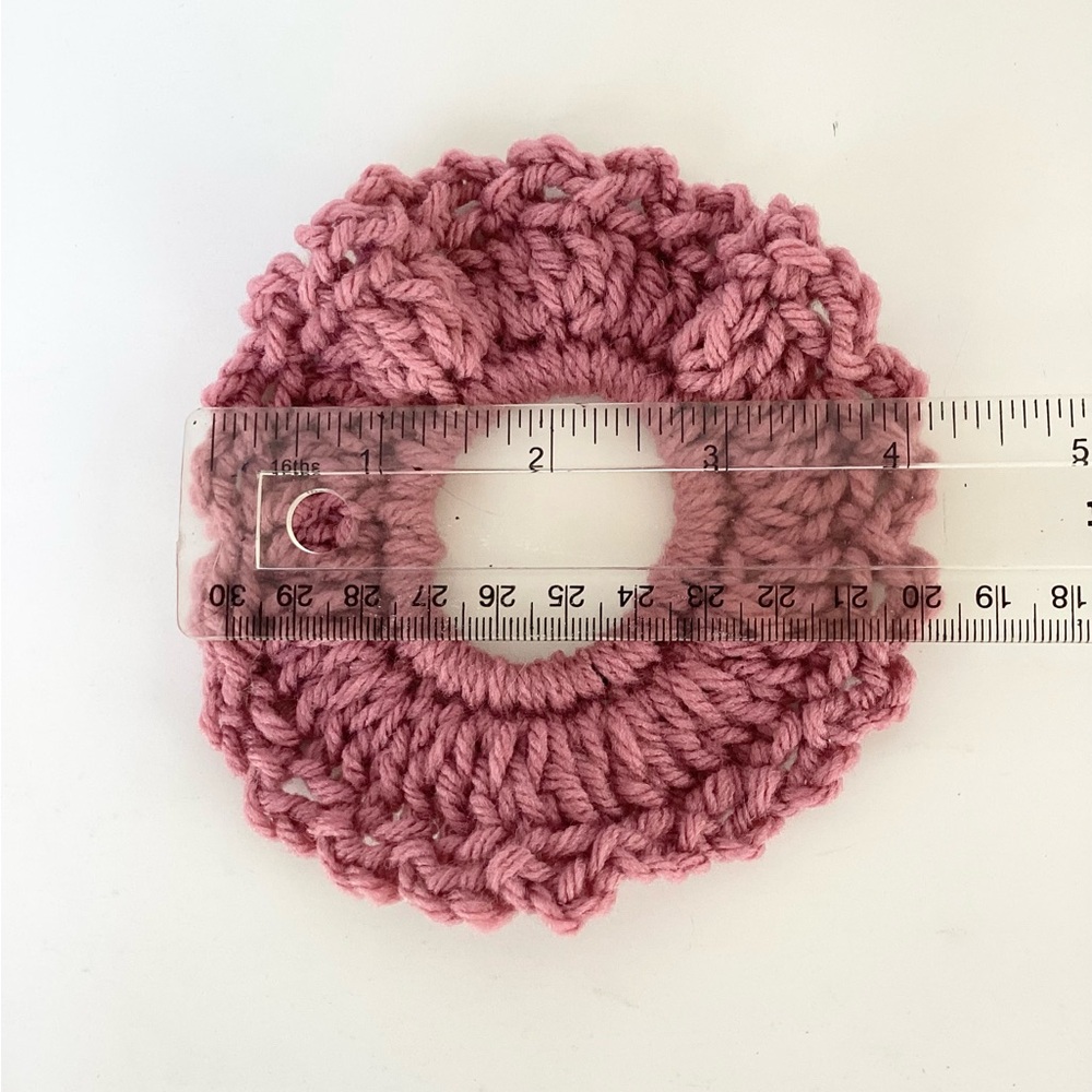 Hair Scrunchy Set Hand Crafted Pink CrochetBoho Messy Bun Ruffle - Picture 8 of 11